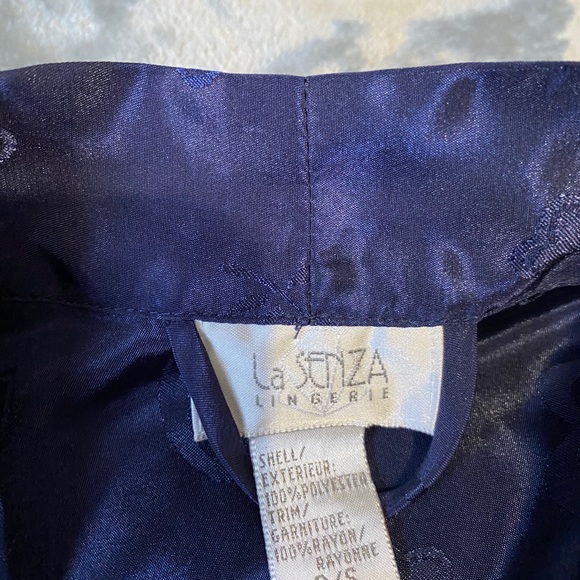 🌸LASENZA ROBE🌸 - Picture 3 of 3